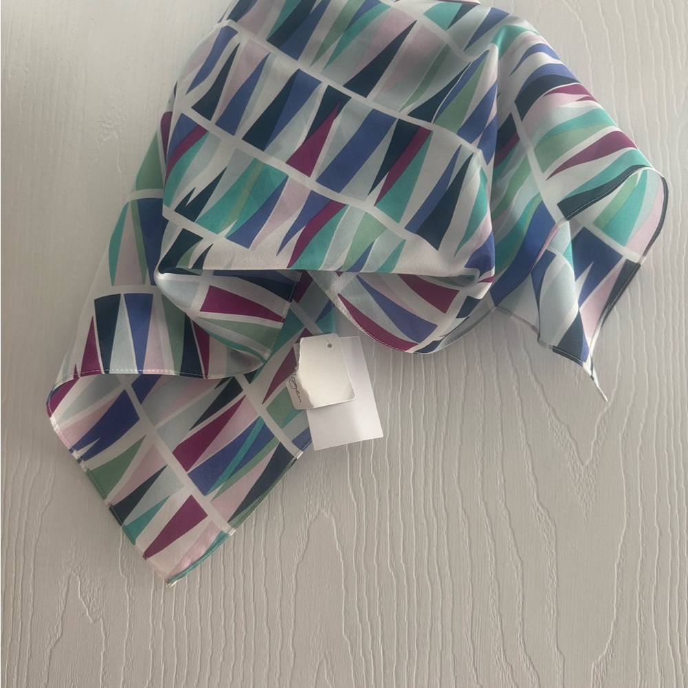 Silk scarf wear 3 ways 26 x 26”. New with tags